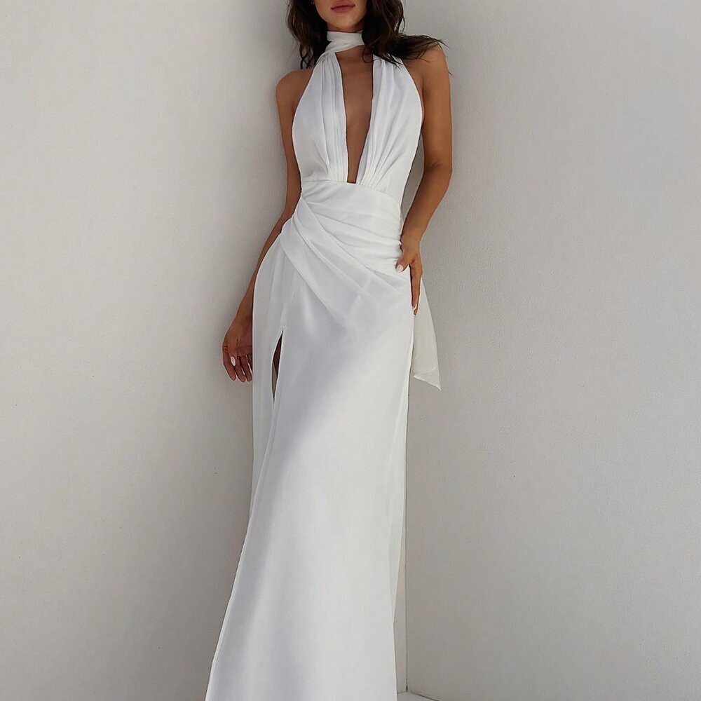 White Halter Backless V-Neck Womens Chiffon Cinched Waist A-Line Dress - Picture 6 of 7